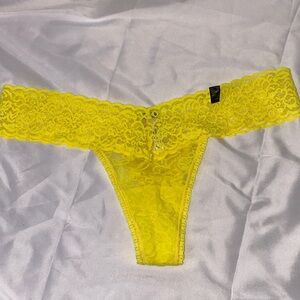 Victoria’s Secret Yellow lace thong one size vintage the lacie